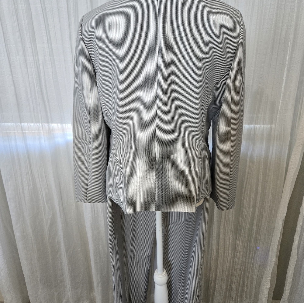 Le Suit Classic Grayish Black and White Pinstripe Suit - Picture 3 of 4